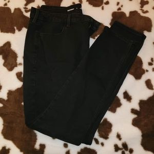 WOW HighRise Skinny Jeans 16